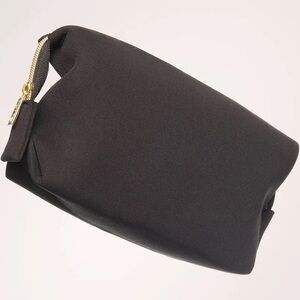 NWT Tarte Limited Edition Back to Basics l Black Makeup Bag with Gold Zipper